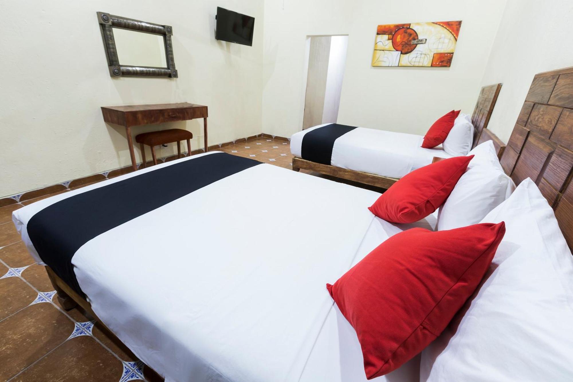 Hotel Hacienda Tonalmain, Central Nueva Tonala  Bilik gambar