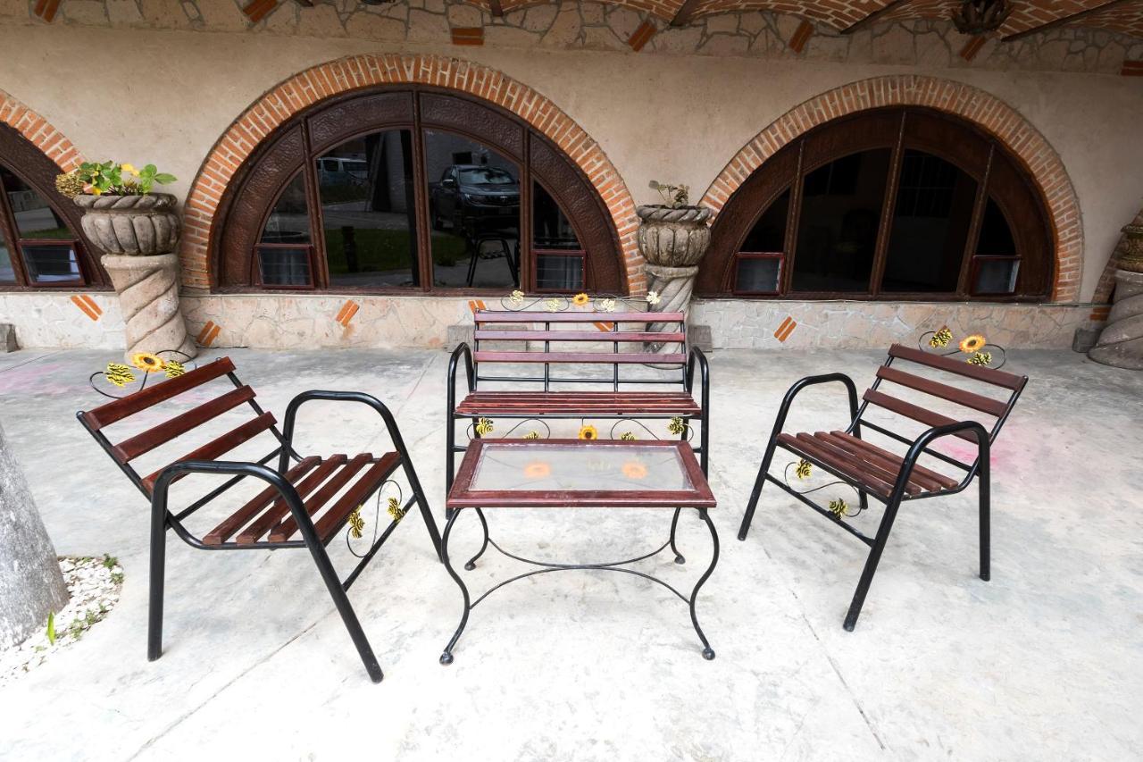 Hotel Hacienda Tonalmain, Central Nueva Tonala  Luaran gambar