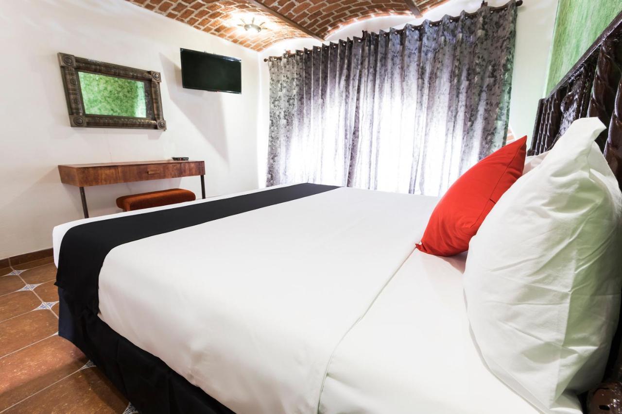 Hotel Hacienda Tonalmain, Central Nueva Tonala  Luaran gambar